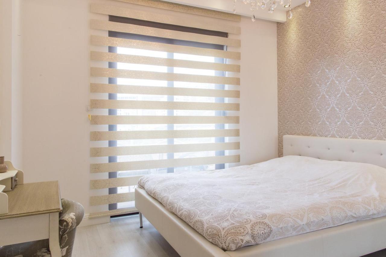 Becici - Andrea Apartman エクステリア 写真